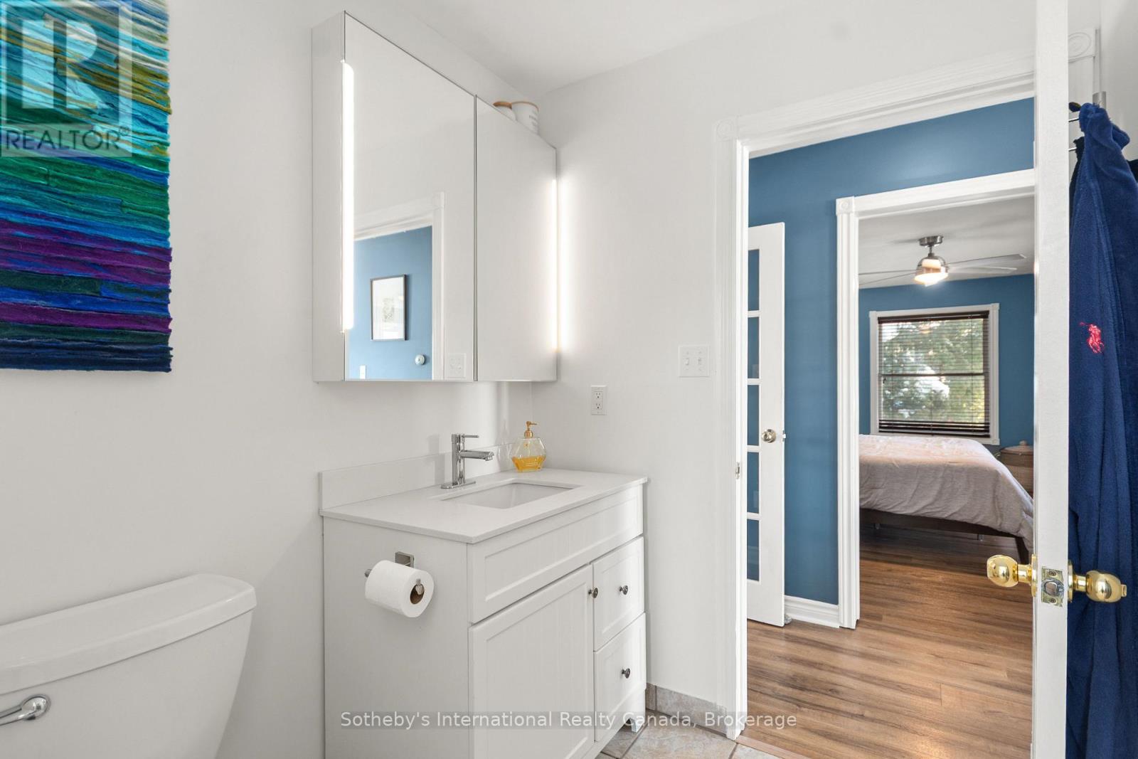 604 CHAMPLAIN ROAD - 21