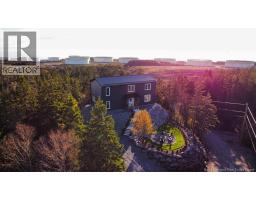 2315 Red Head Road, photo 2