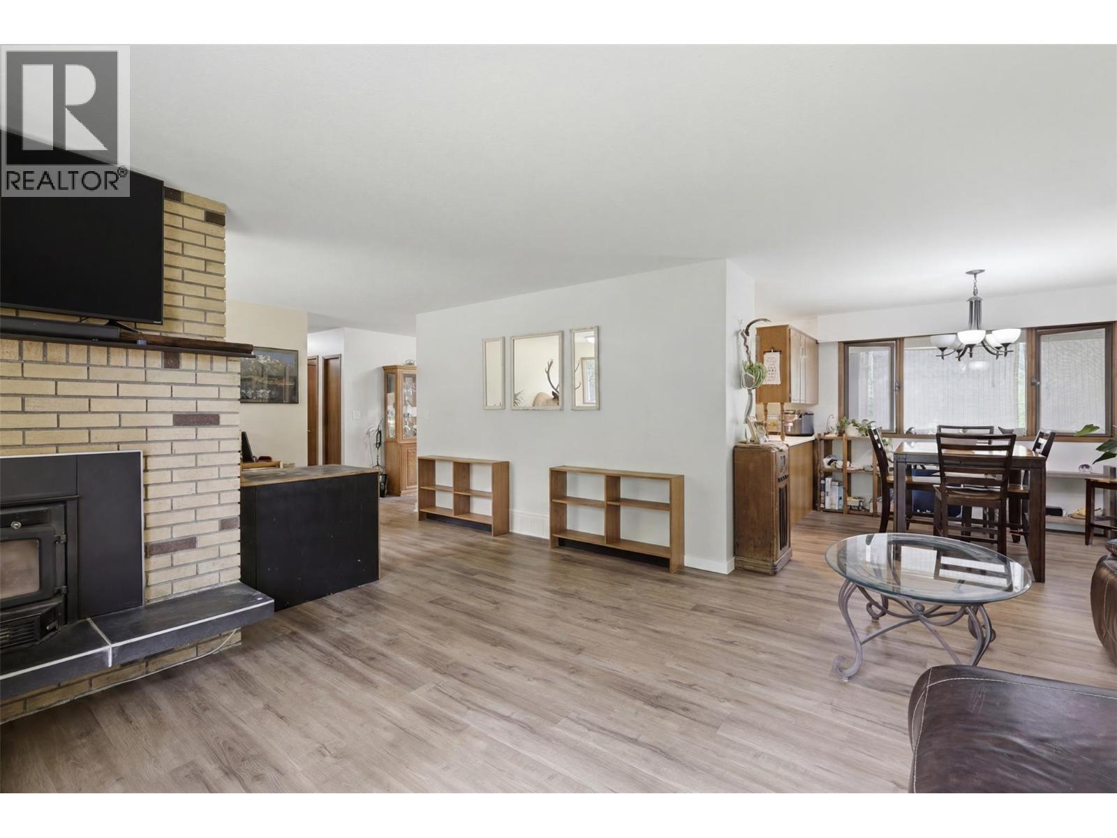 216 MCLURE FERRY Road - 10