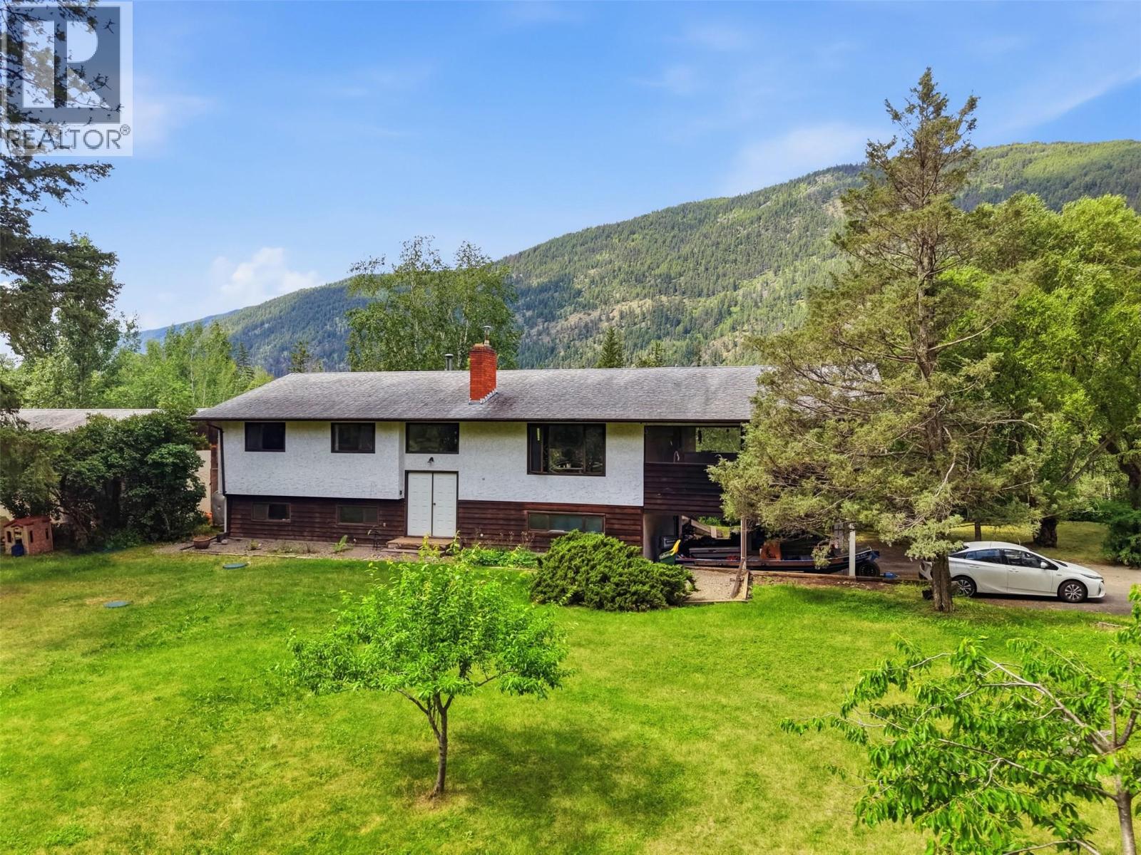 216 MCLURE FERRY Road - 1