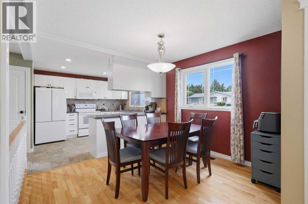 5721 55 Avenue - photo 5