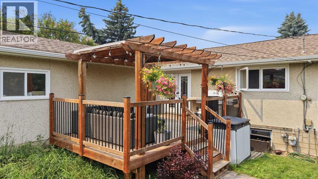 5721 55 Avenue — photo 29