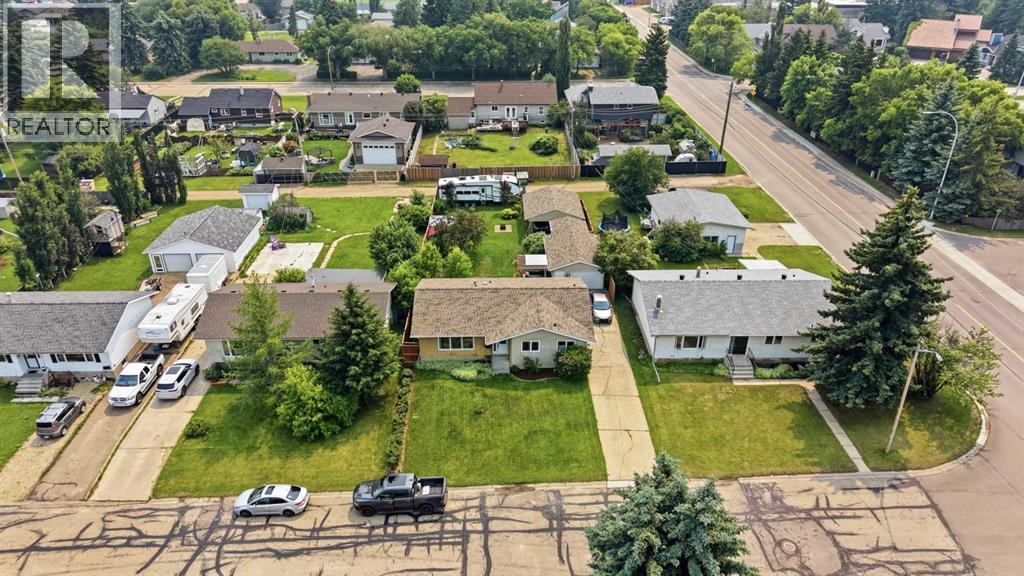 5721 55 Avenue — photo 37