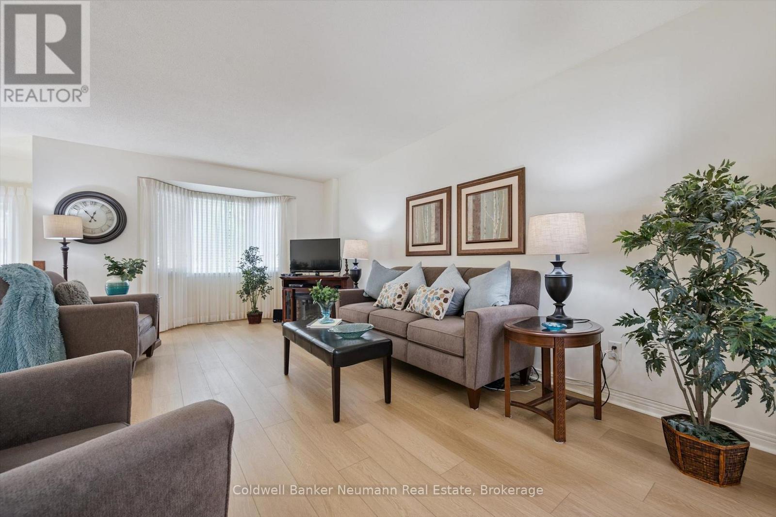 106 WOODBOROUGH ROAD - 10