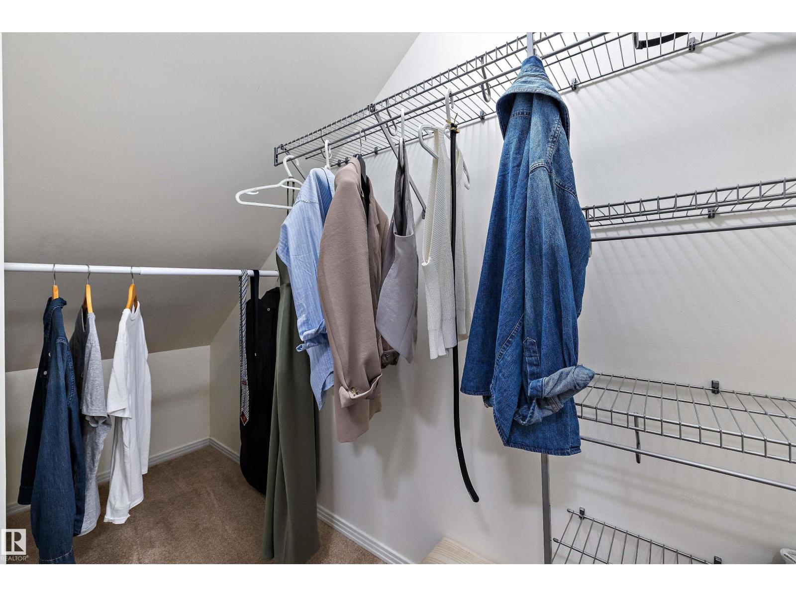 #104 10123 112 ST NW - 27