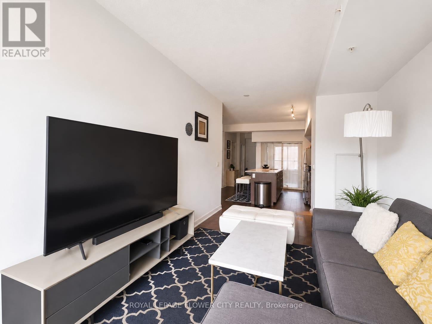 #607 10 WILLISON SQUARE - 8