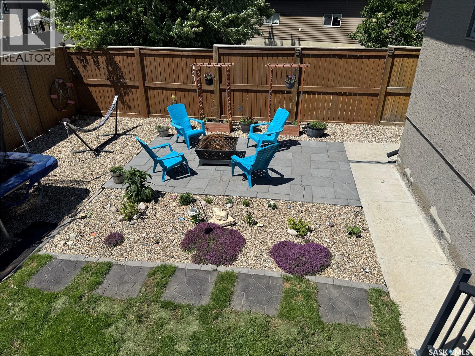 691 Barber CRESCENT — photo 21
