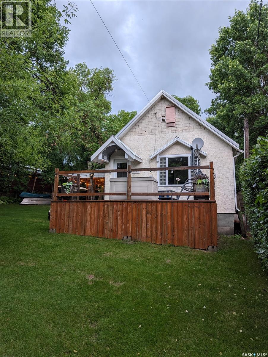106 Metropolitan DRIVE - 1