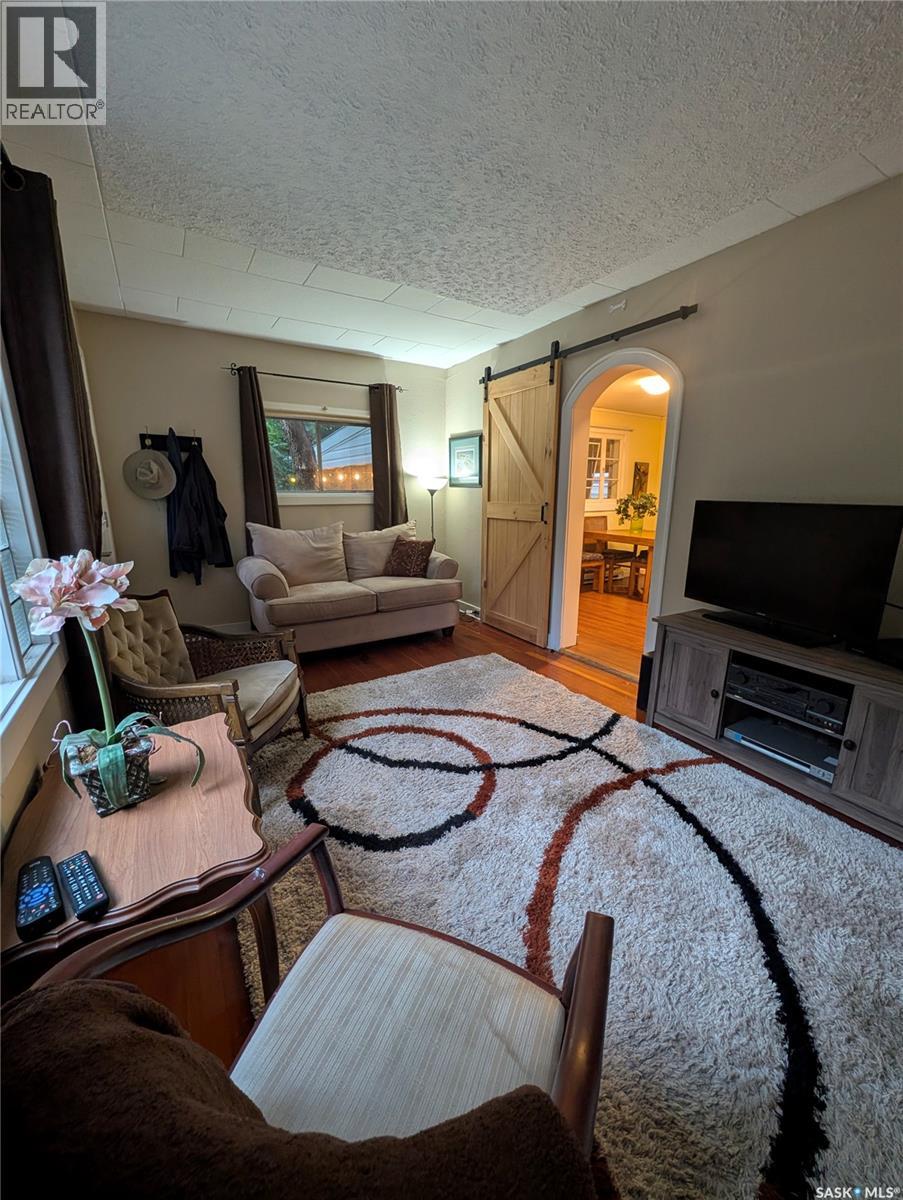 106 Metropolitan DRIVE - 3