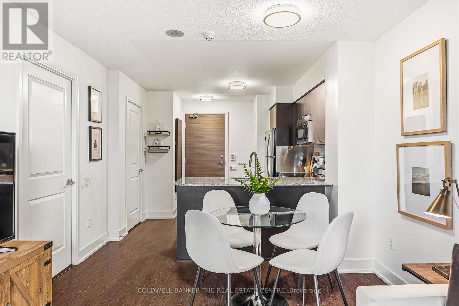 #912 23 SHEPPARD AVENUE E - 10
