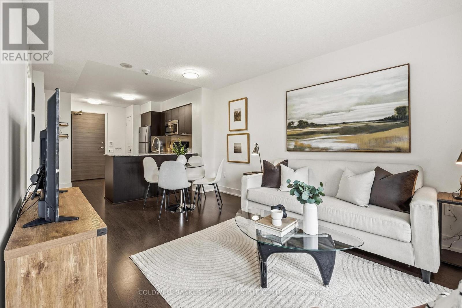 #912 23 SHEPPARD AVENUE E - 8