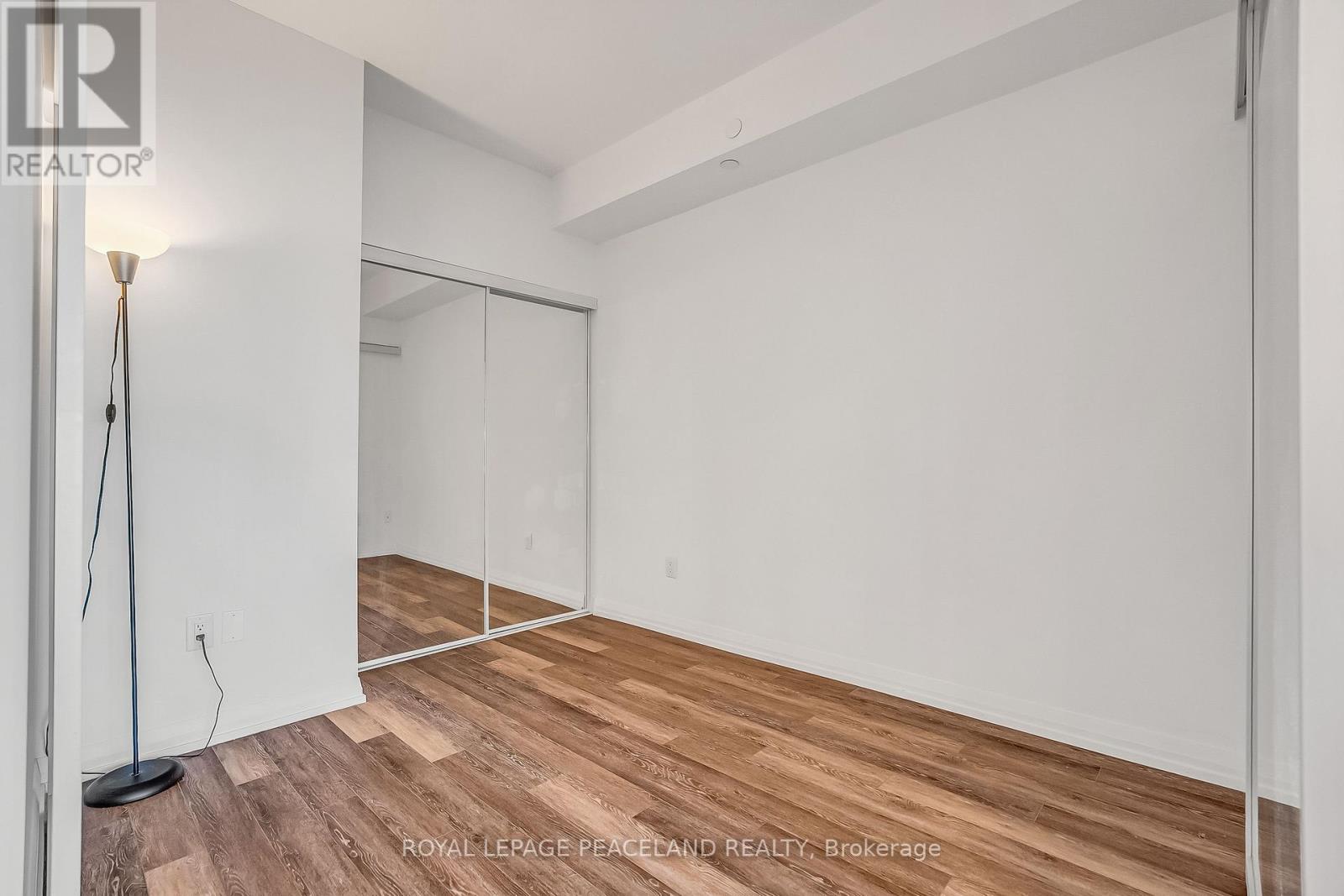 #1215 75 CANTERBURY PLACE - 15