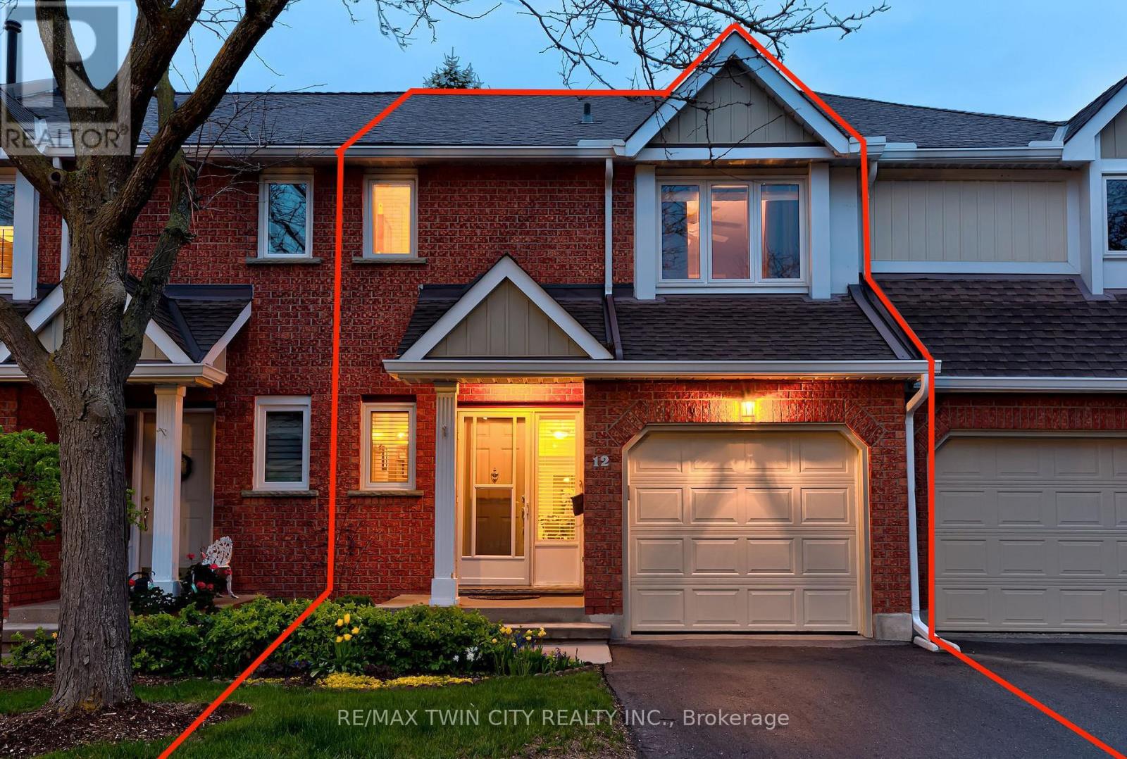 #12 523 BEECHWOOD DRIVE - 2