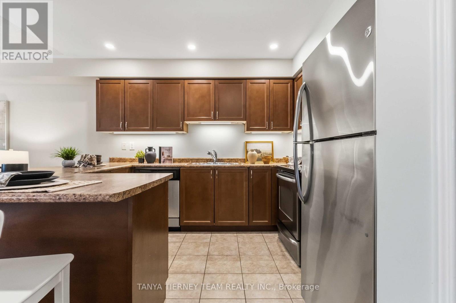 10 RAMONA WAY - 18