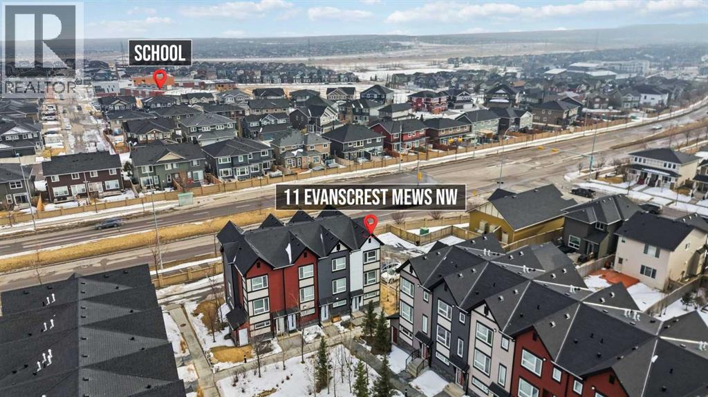 #402 11 Evanscrest Mews NW - 41