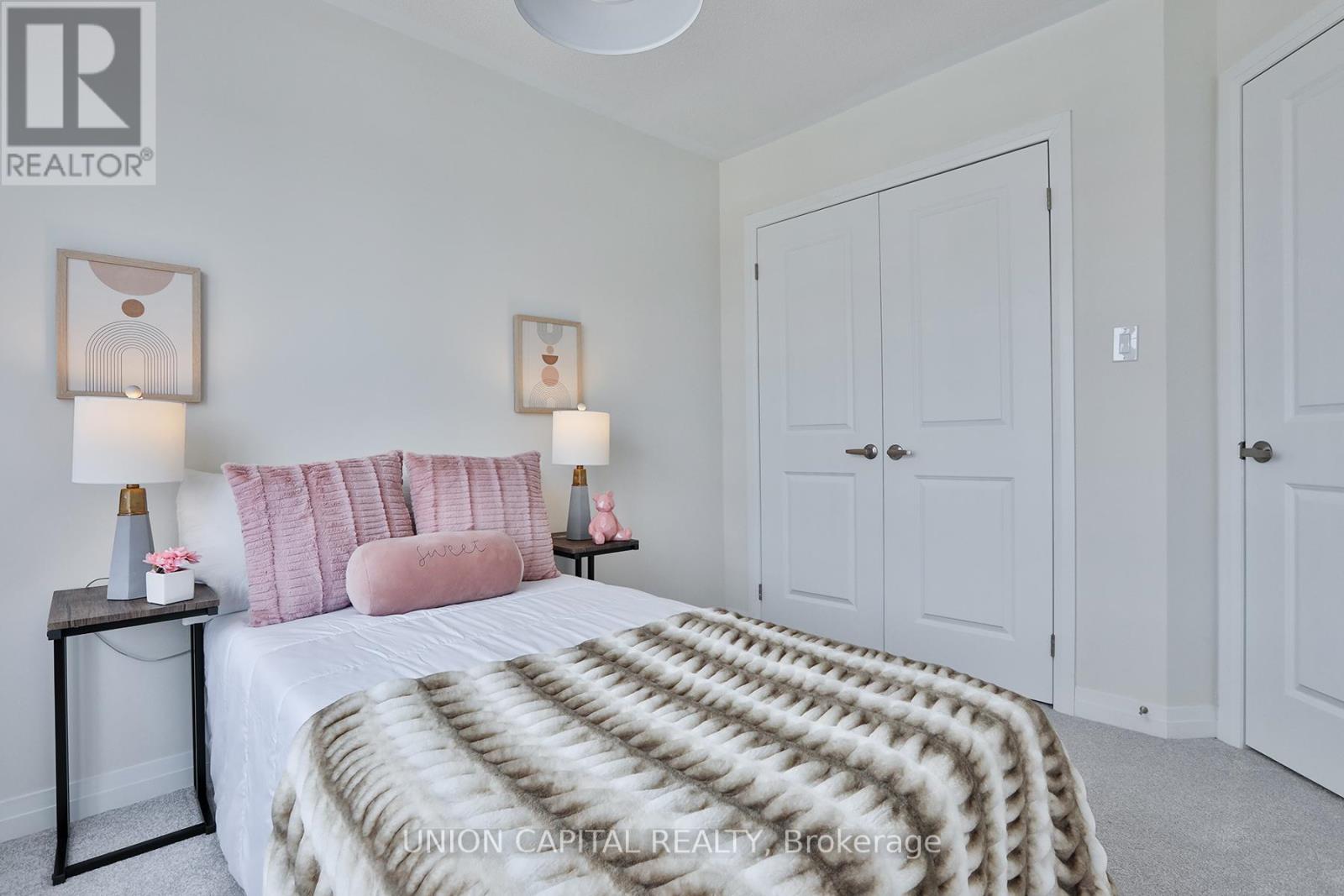 5 SISSONS WAY - 9