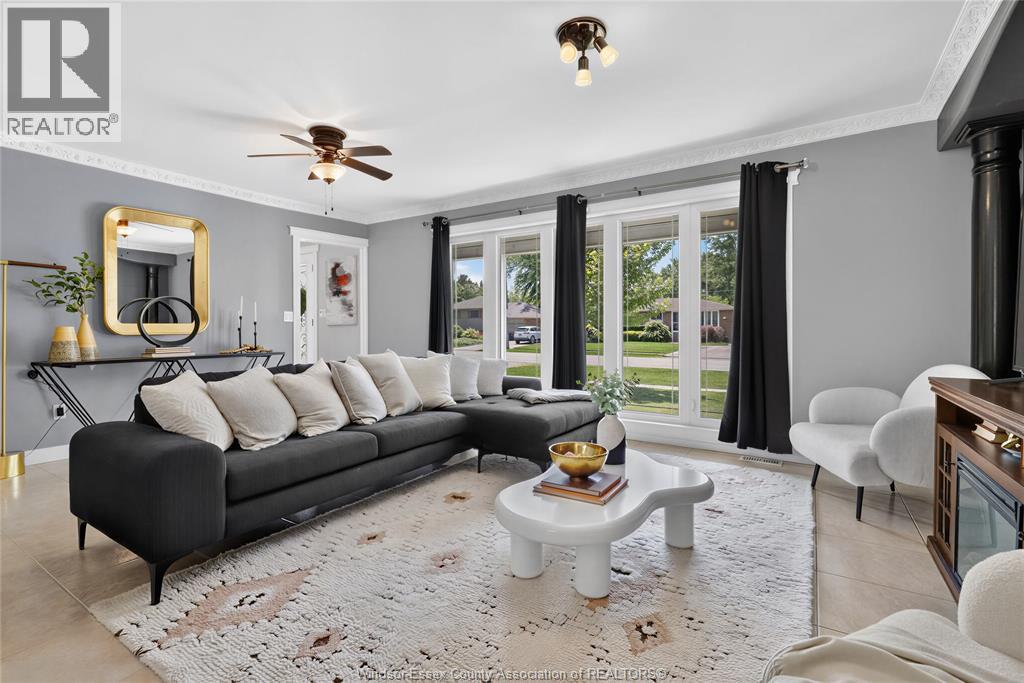 445 LAURIER - 8
