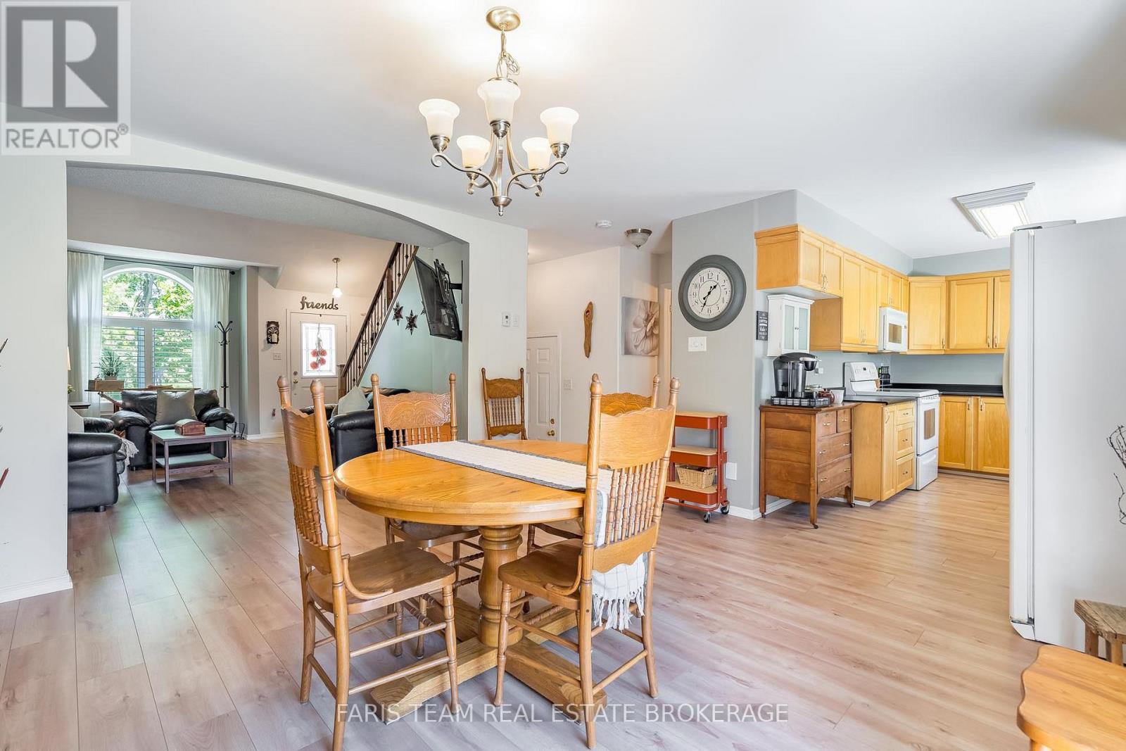 #13 358 LITTLE AVENUE - 12