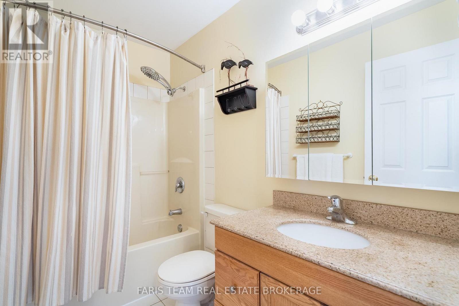 #13 358 LITTLE AVENUE - 24