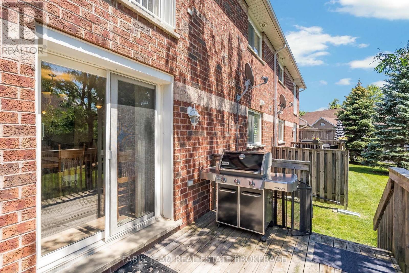 #13 358 LITTLE AVENUE - 27