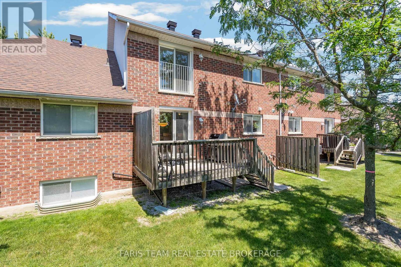 #13 358 LITTLE AVENUE - 28