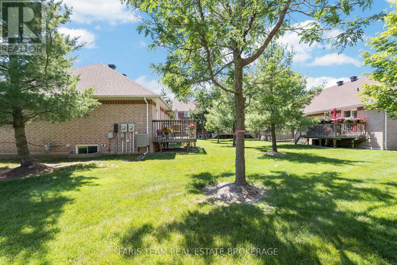 #13 358 LITTLE AVENUE - 30