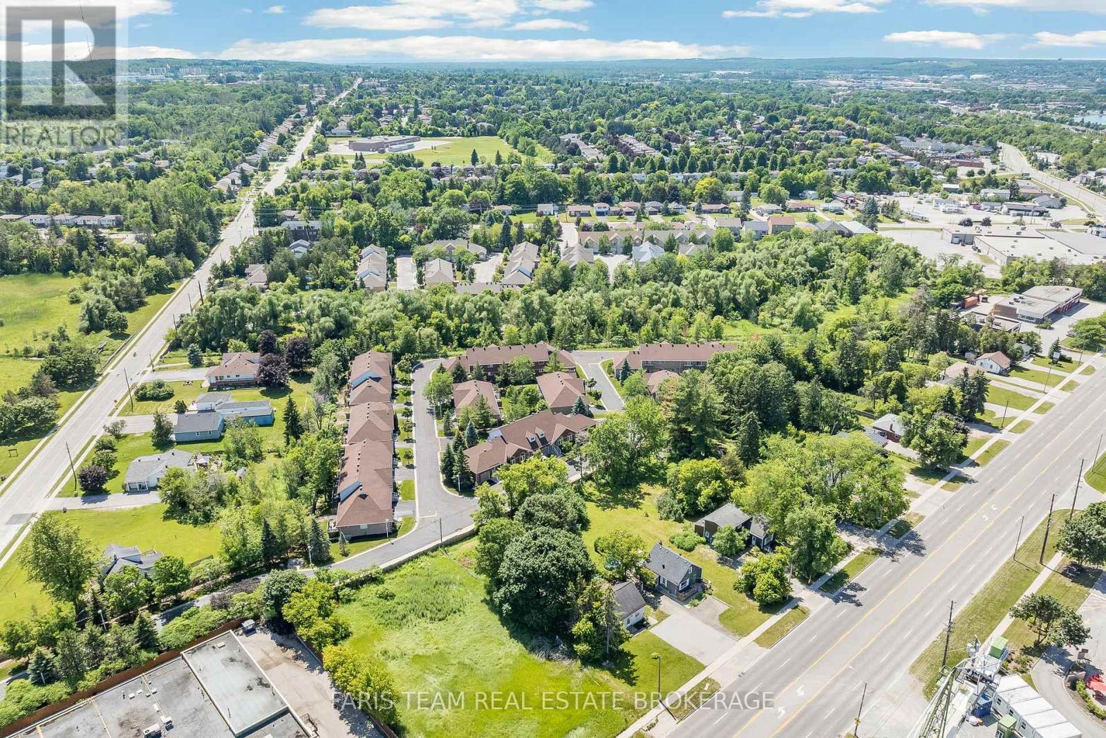 #13 358 LITTLE AVENUE - 33
