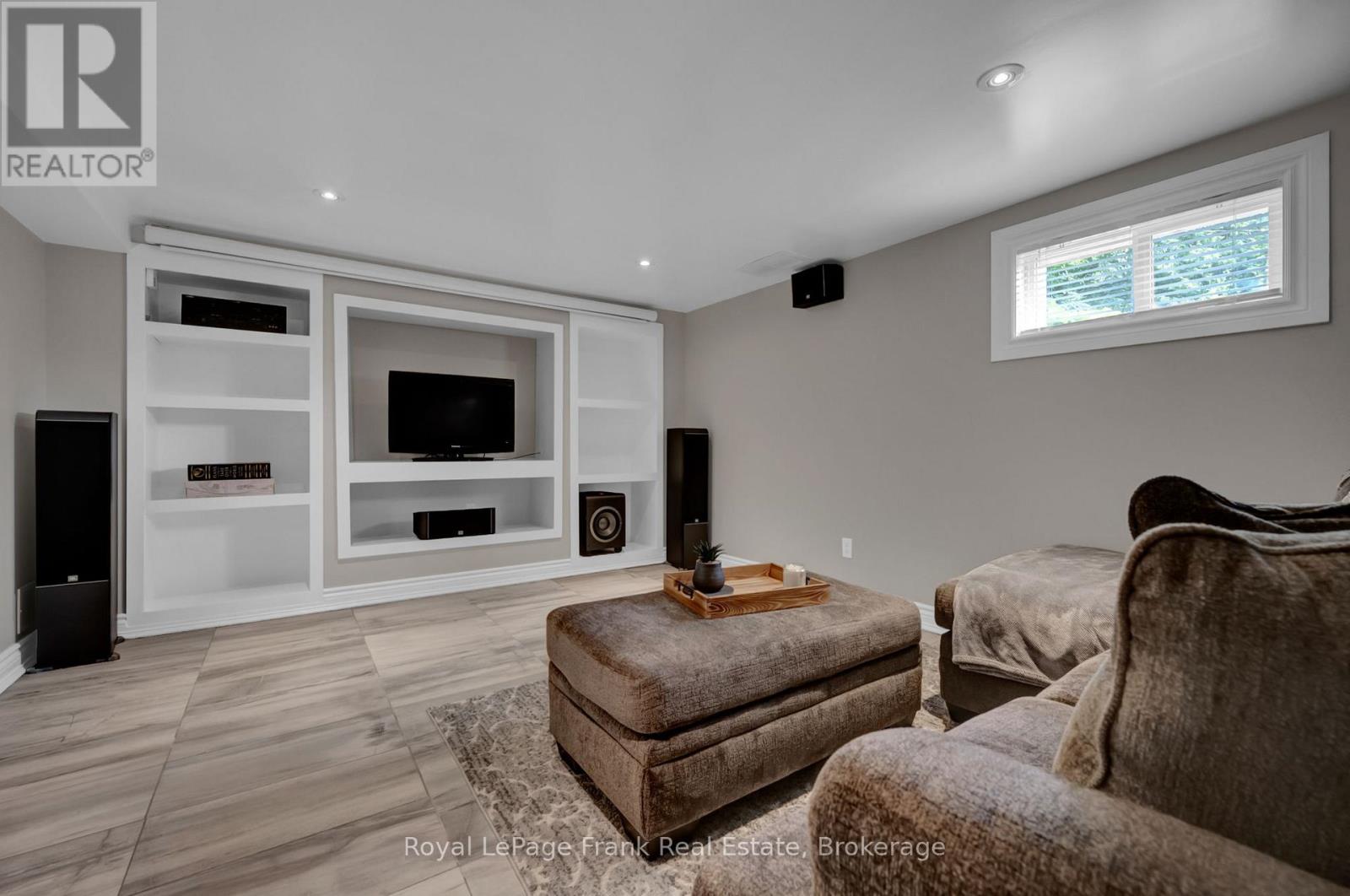 3461 BURNHAM STREET N - 31