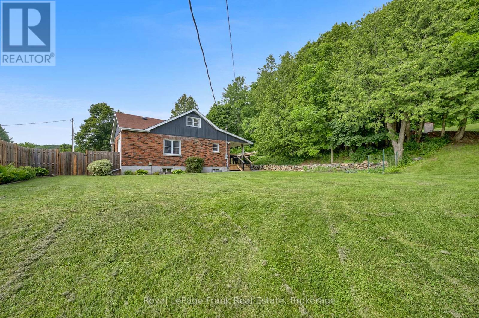3461 BURNHAM STREET N - 40