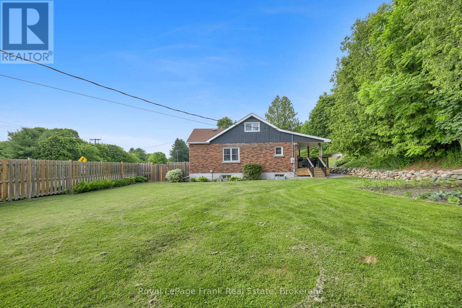 3461 BURNHAM STREET N - 38
