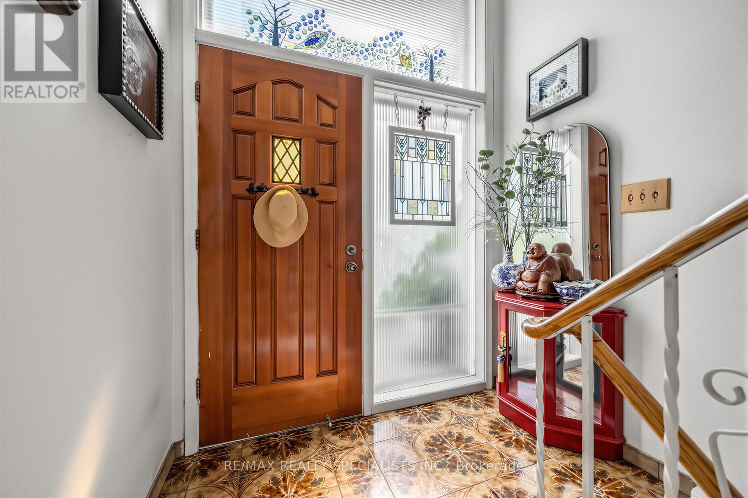 39 CASTLE GREEN CRESCENT - 27