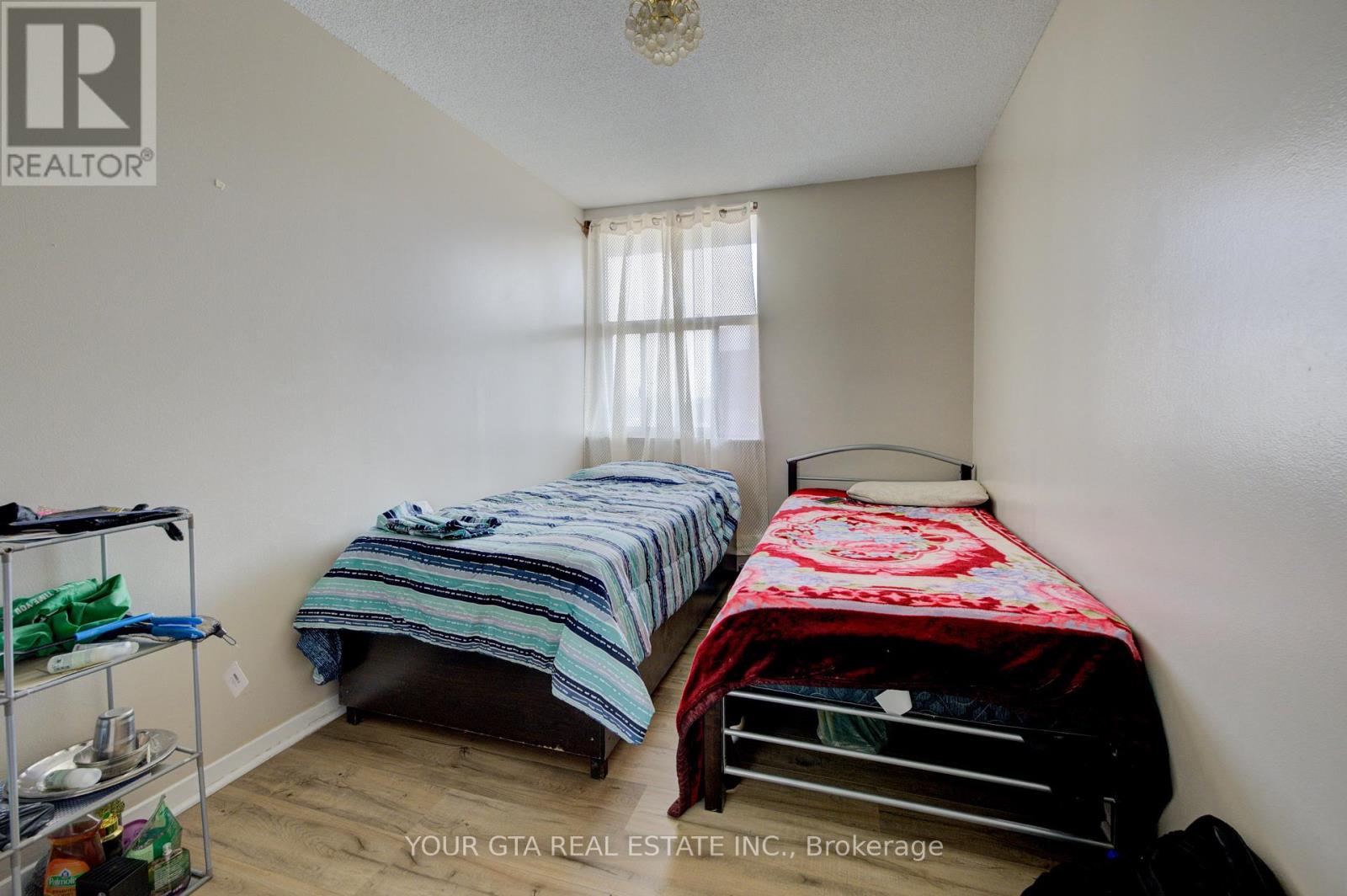 #122 1055 B FORESTWOOD DRIVE - 12