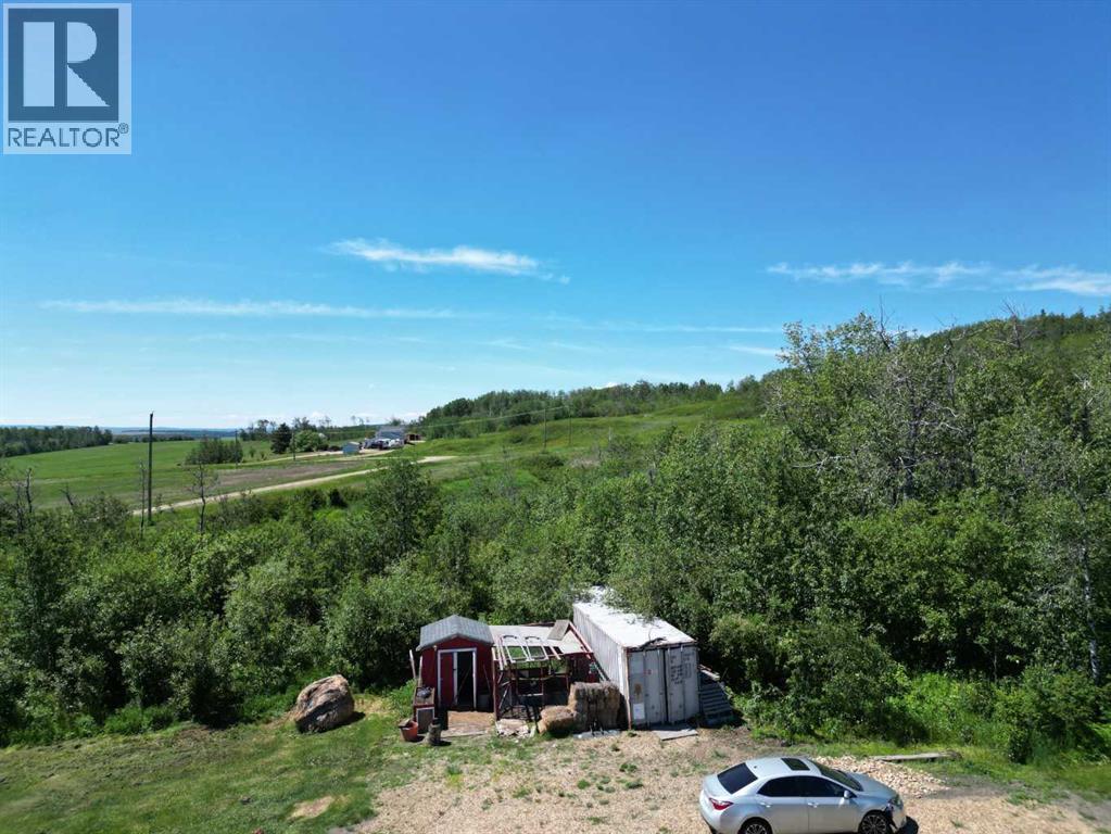 63072 Township Road 733.3 - 35