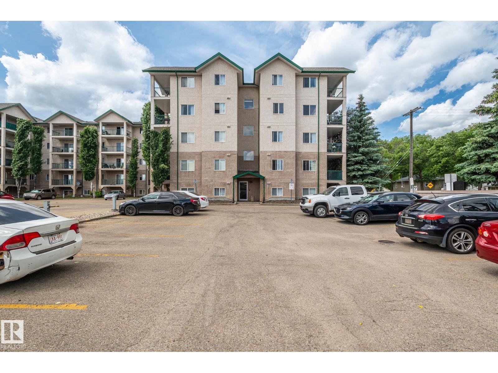 #228 11325 83 ST NW - 4