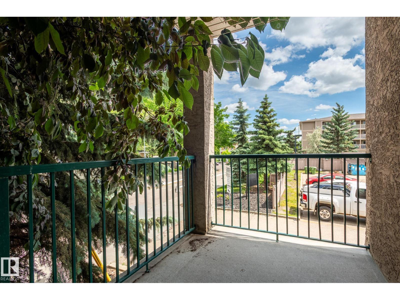 #228 11325 83 ST NW - 30
