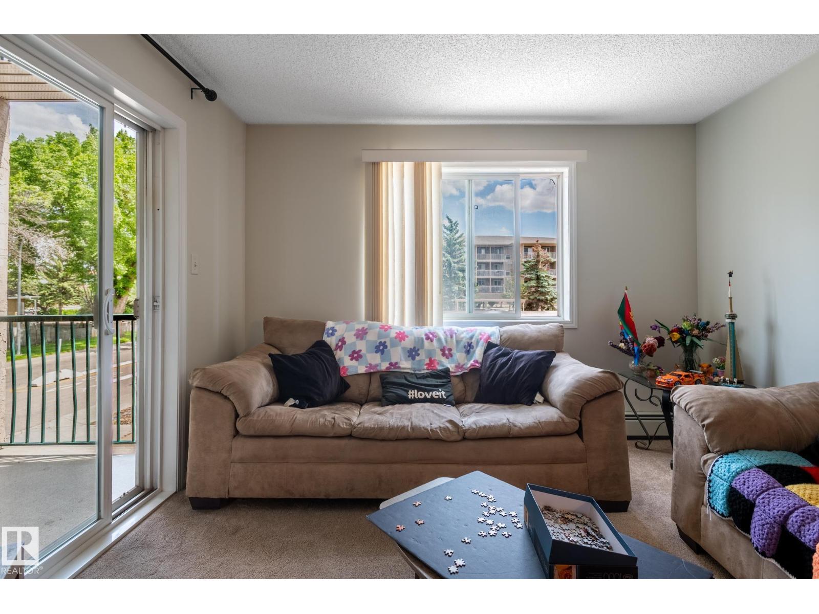 #228 11325 83 ST NW - 25