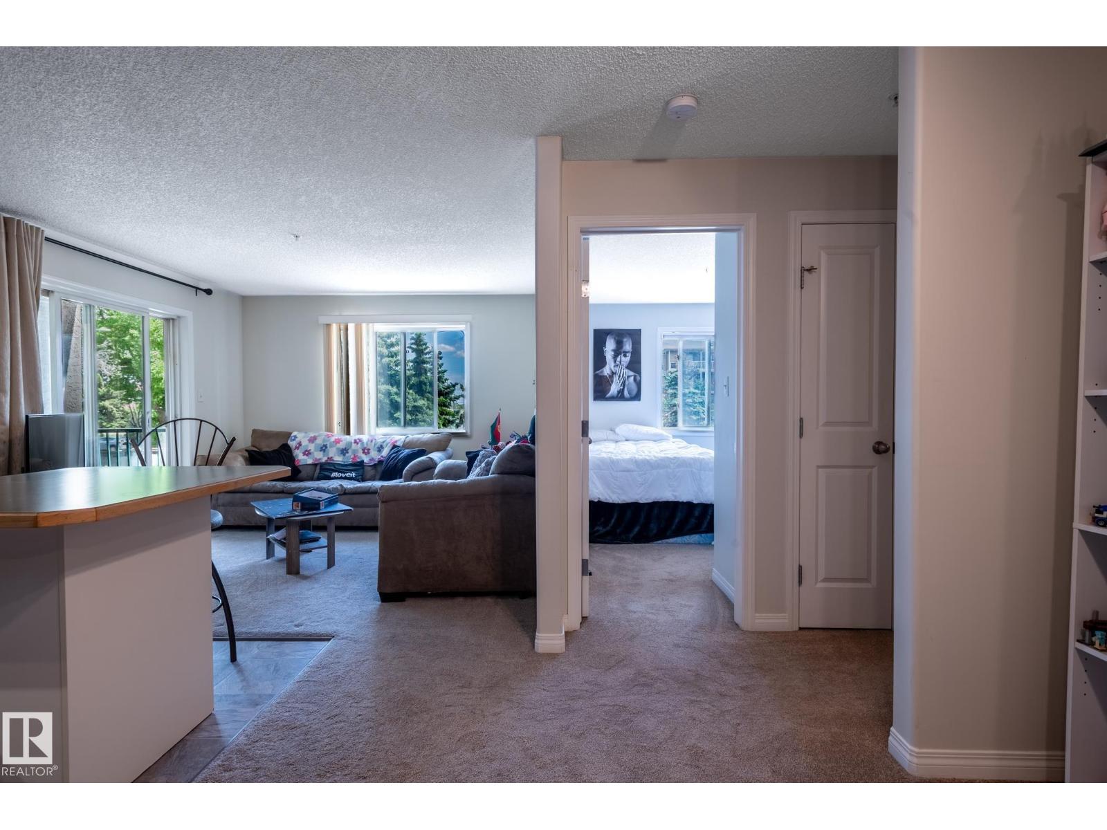 #228 11325 83 ST NW - 17