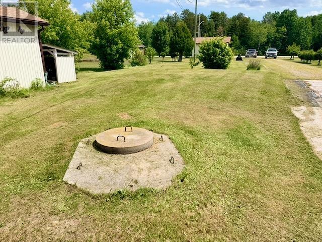 224 Lakeshore DR - 19