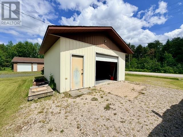 224 Lakeshore DR - 21
