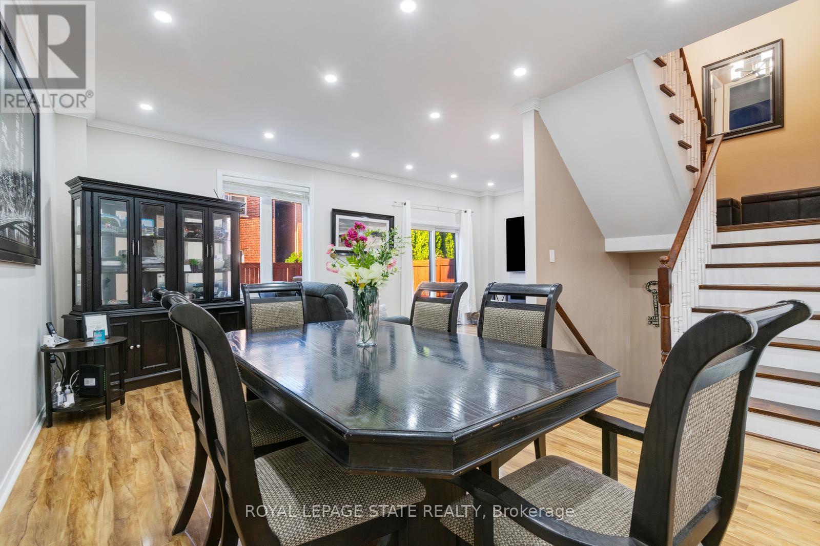 33 PANORAMA WAY - 14