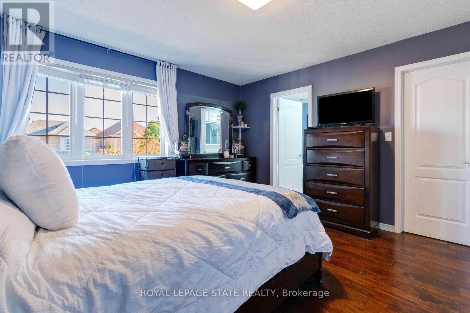 33 PANORAMA WAY - 29