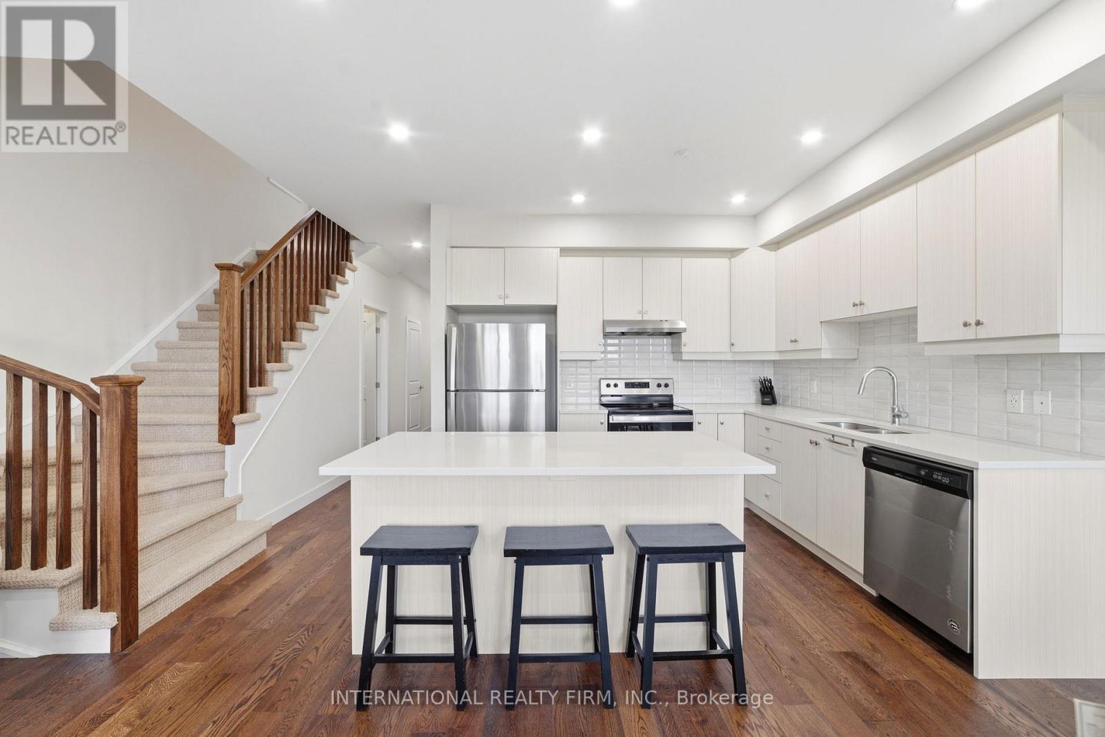 134 BEDROCK DRIVE - 7