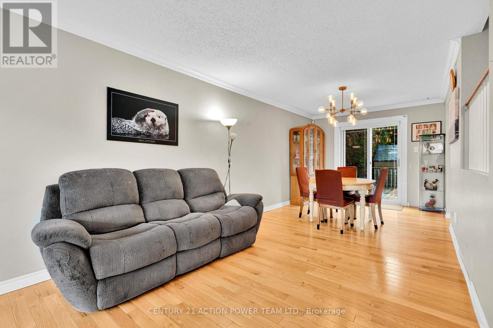 1810 SIMARD DRIVE - 7