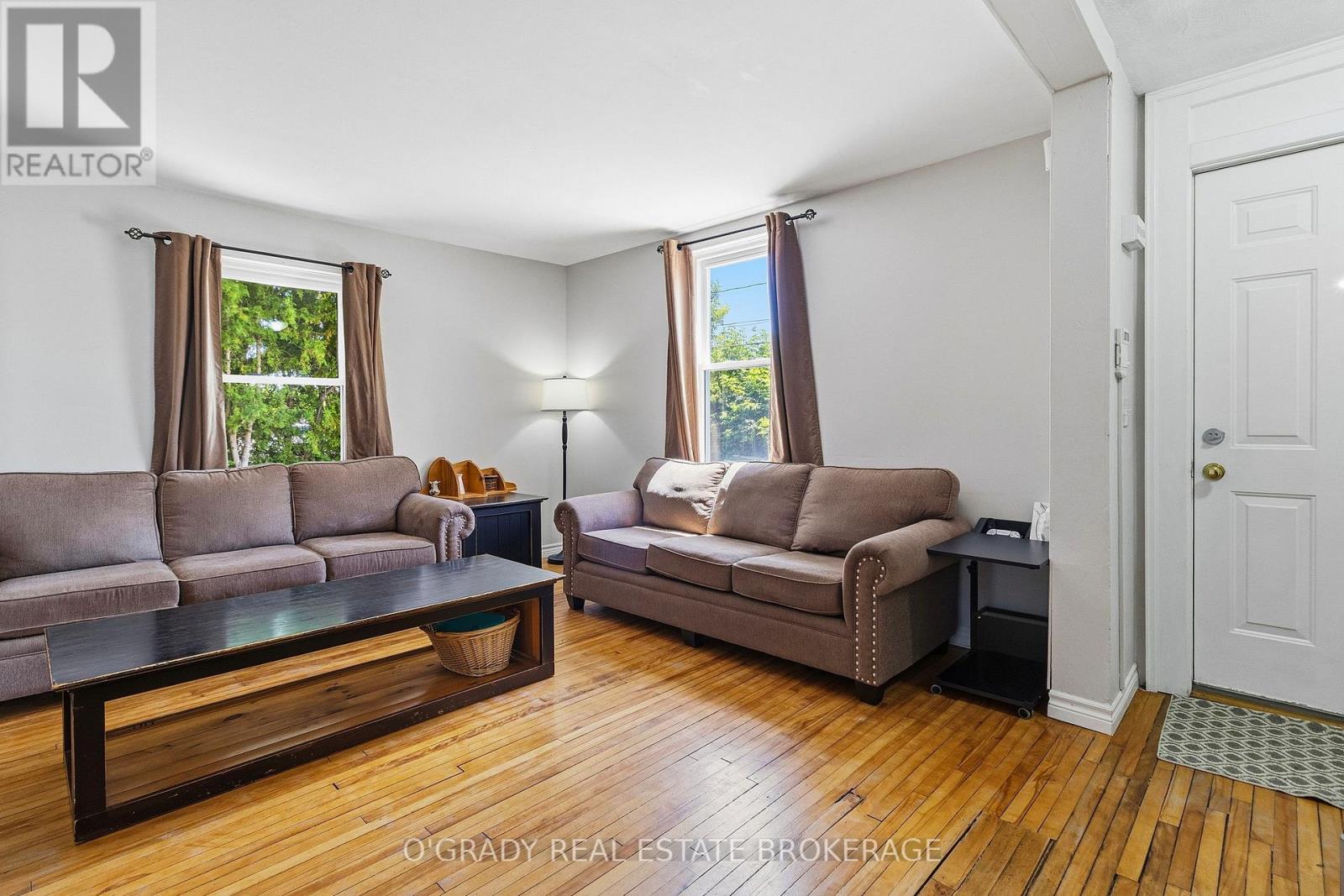 26 DELHI STREET - 25
