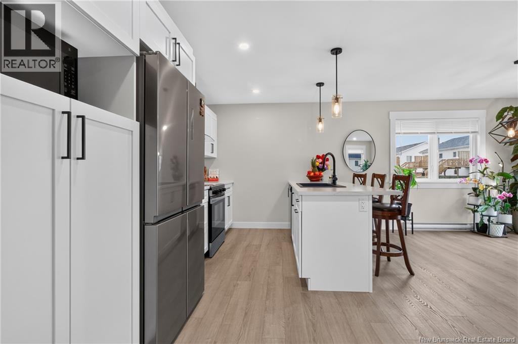88 MacIntosh Boulevard - 15