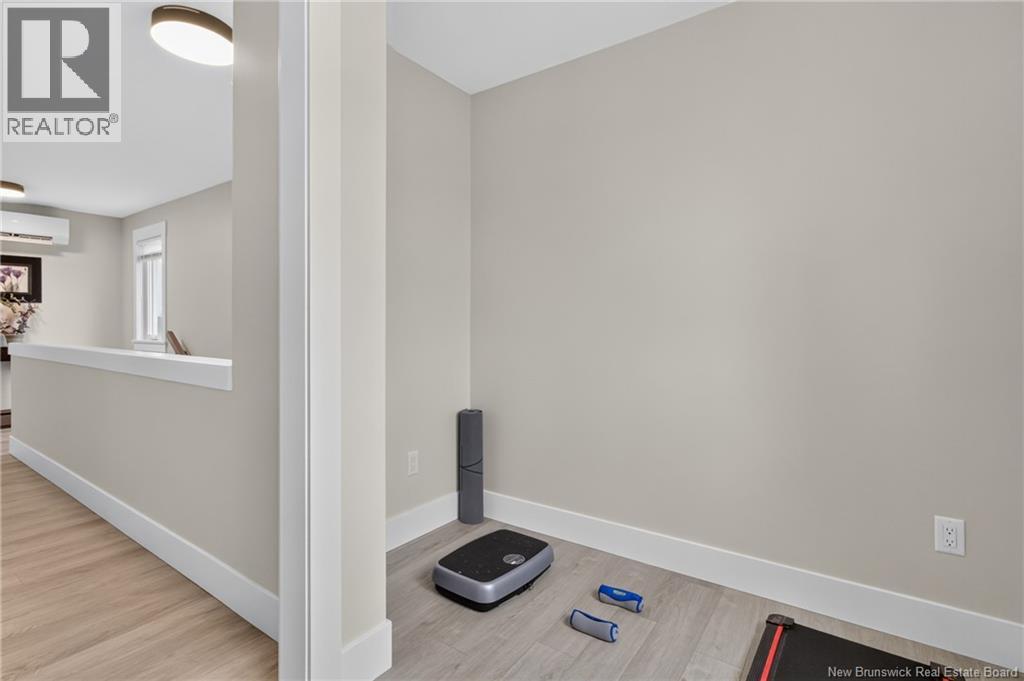 88 MacIntosh Boulevard - 31