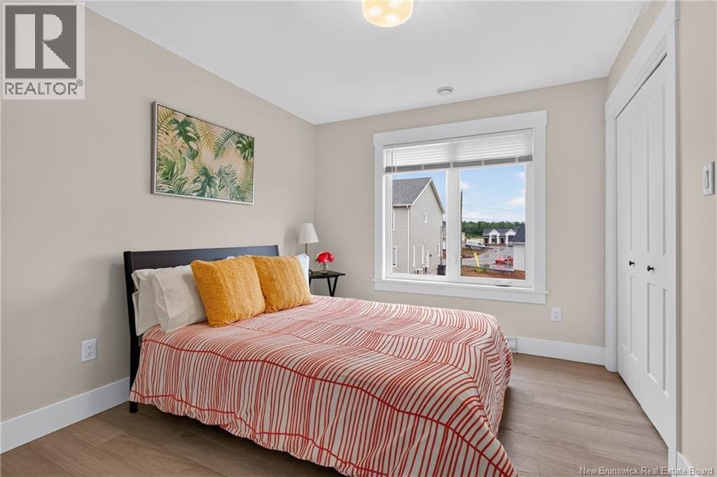 88 MacIntosh Boulevard - 28