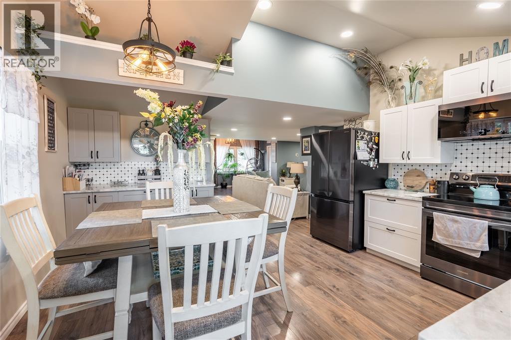 770 Bushey STREET - 10