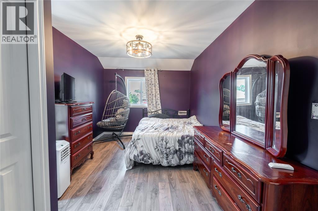 770 Bushey STREET - 14