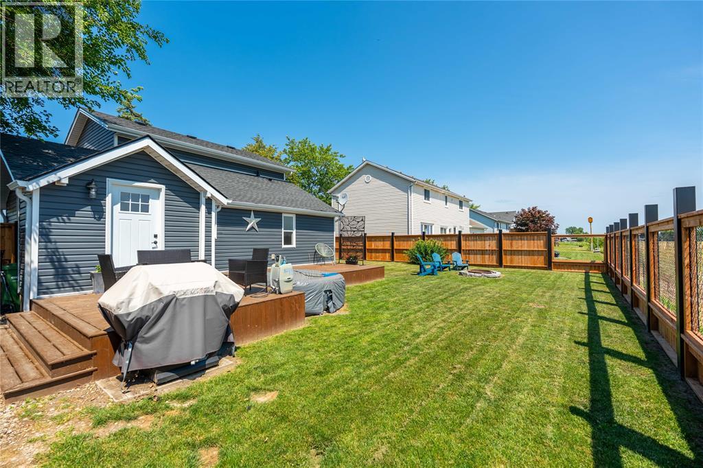 770 Bushey STREET - 22